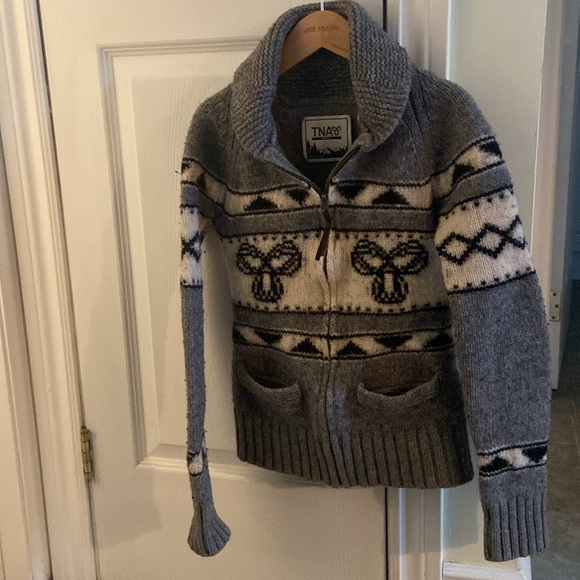 TNA Lambs wool sweater XS - Picture 6 of 6
